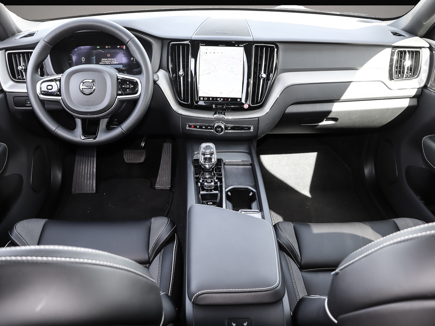 Volvo XC60 (02/2024, Hybrid (Benzin/Elektro))
