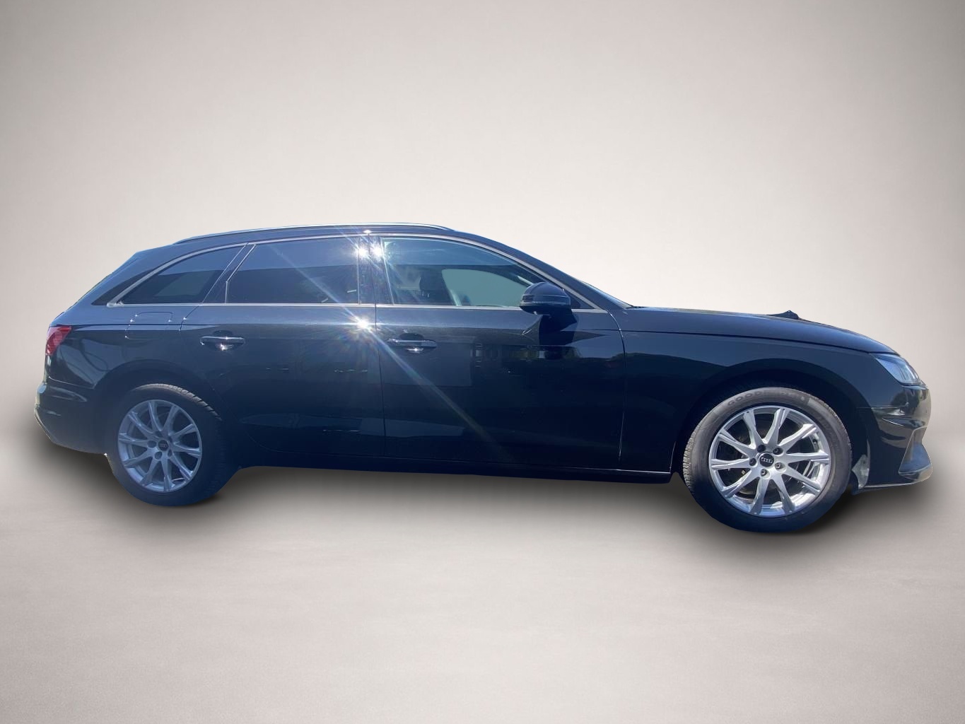 Audi A4 (05/2022, )