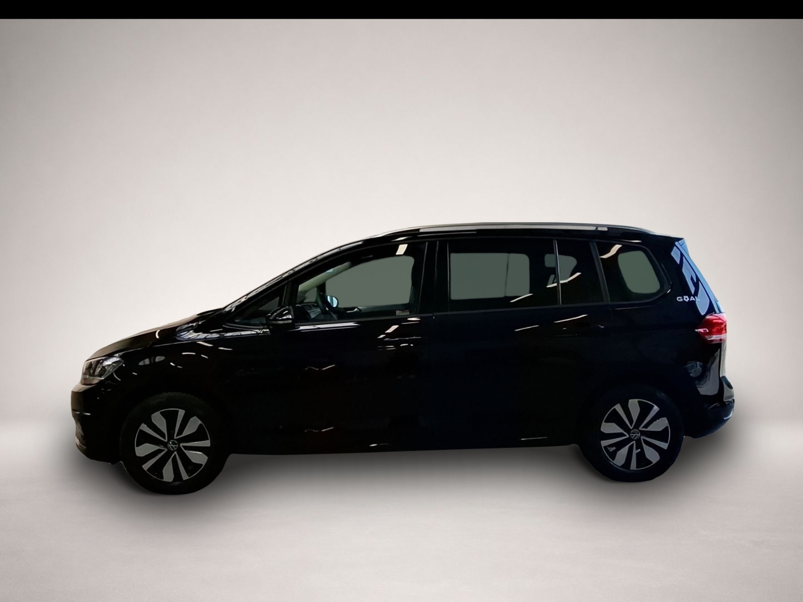 Volkswagen Touran (09/2025, Benzin)