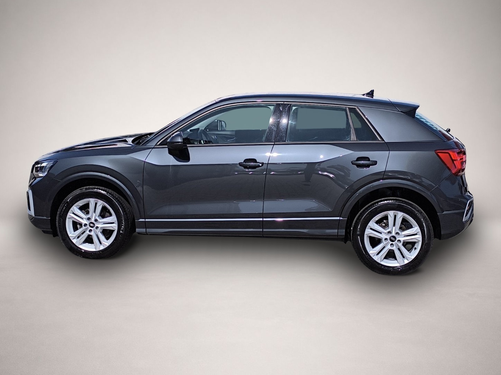 Audi Q2 (06/2023, Benzin)