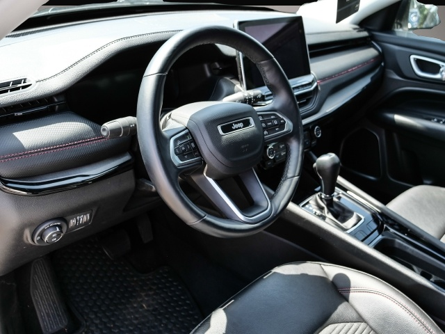 Jeep Compass (04/2024, Benzin)