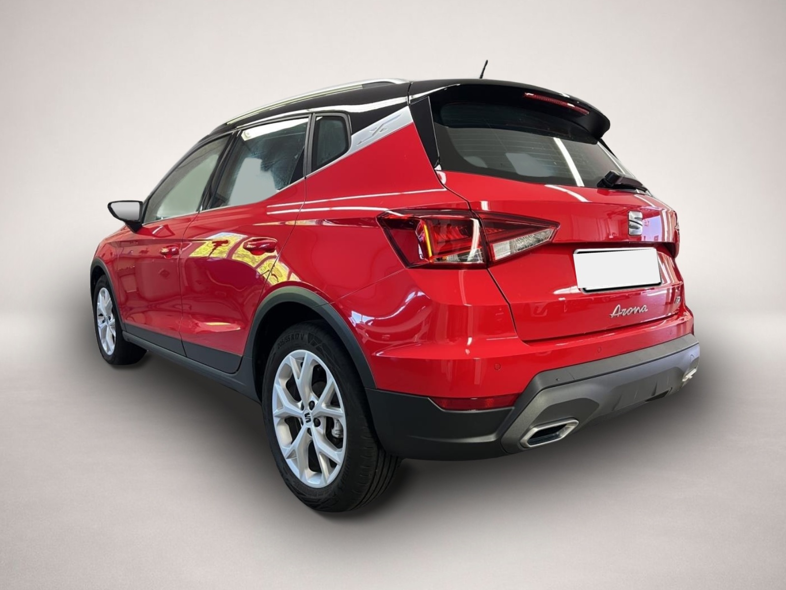 Seat Arona (04/2023, Benzin)