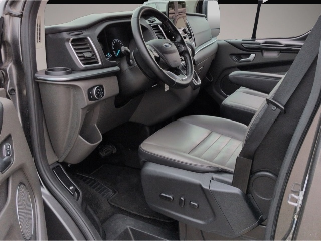 Ford Tourneo Custom (05/2021, Diesel)