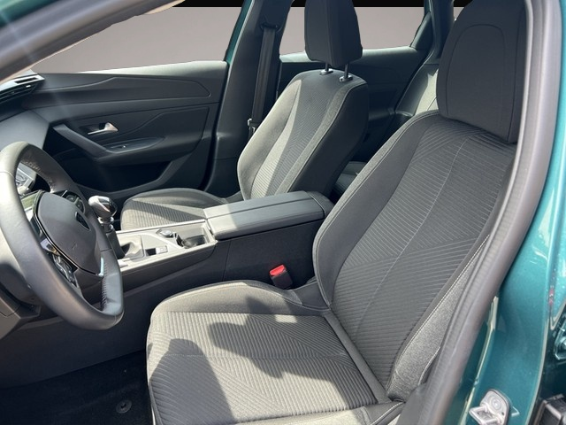 Peugeot 308 (02/2024, Benzin)