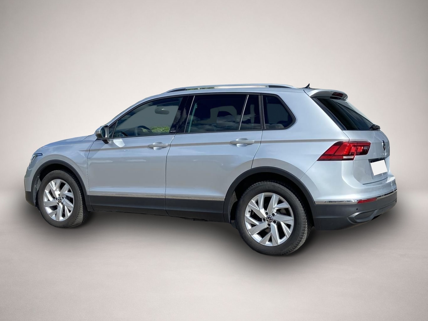 Volkswagen Tiguan (01/2023, )