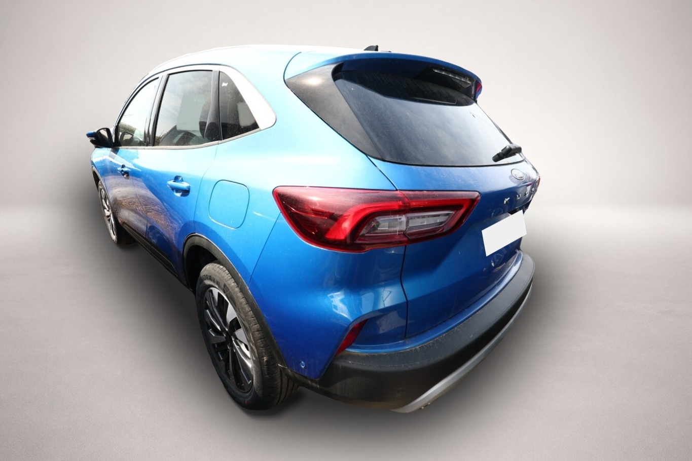 Ford Kuga (01/2026, Benzin)