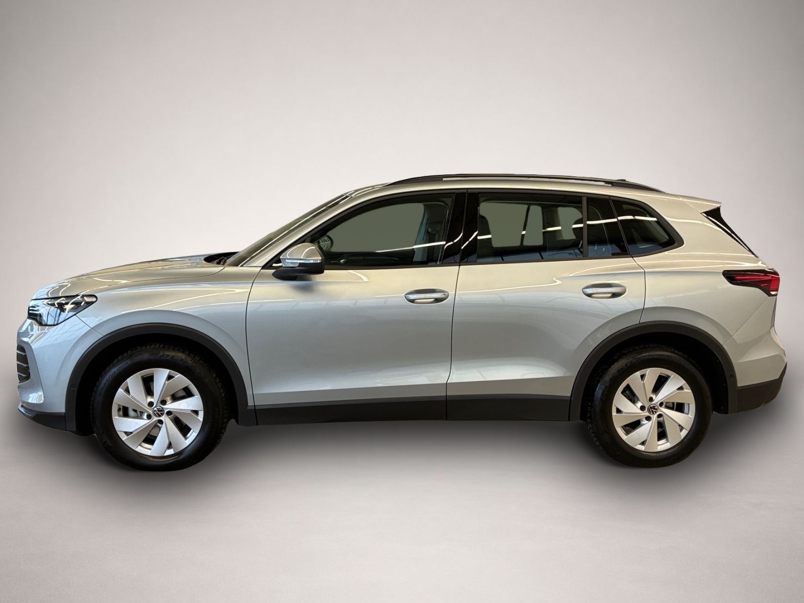 Volkswagen Tiguan (09/2024, Benzin)