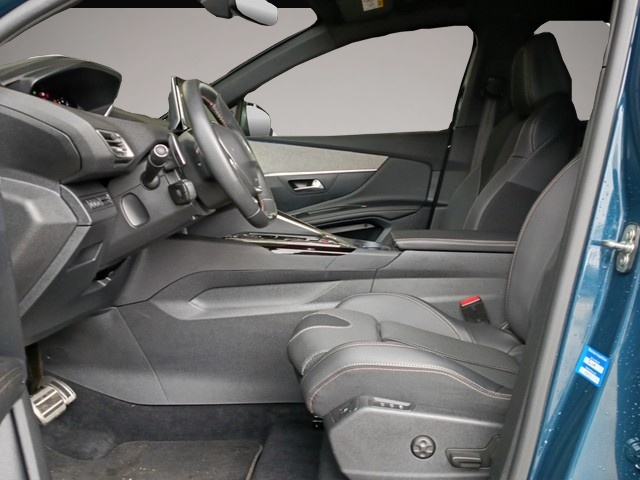 Peugeot 3008 (10/2023, Benzin)