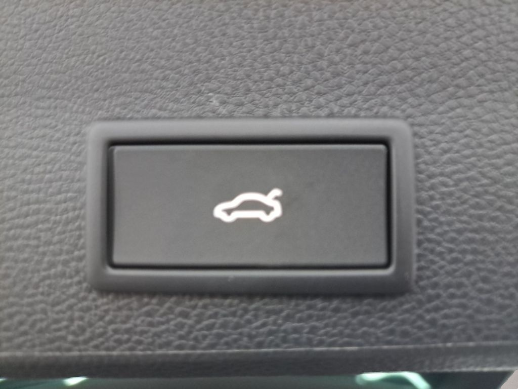 Seat Ateca (08/2025, Benzin)