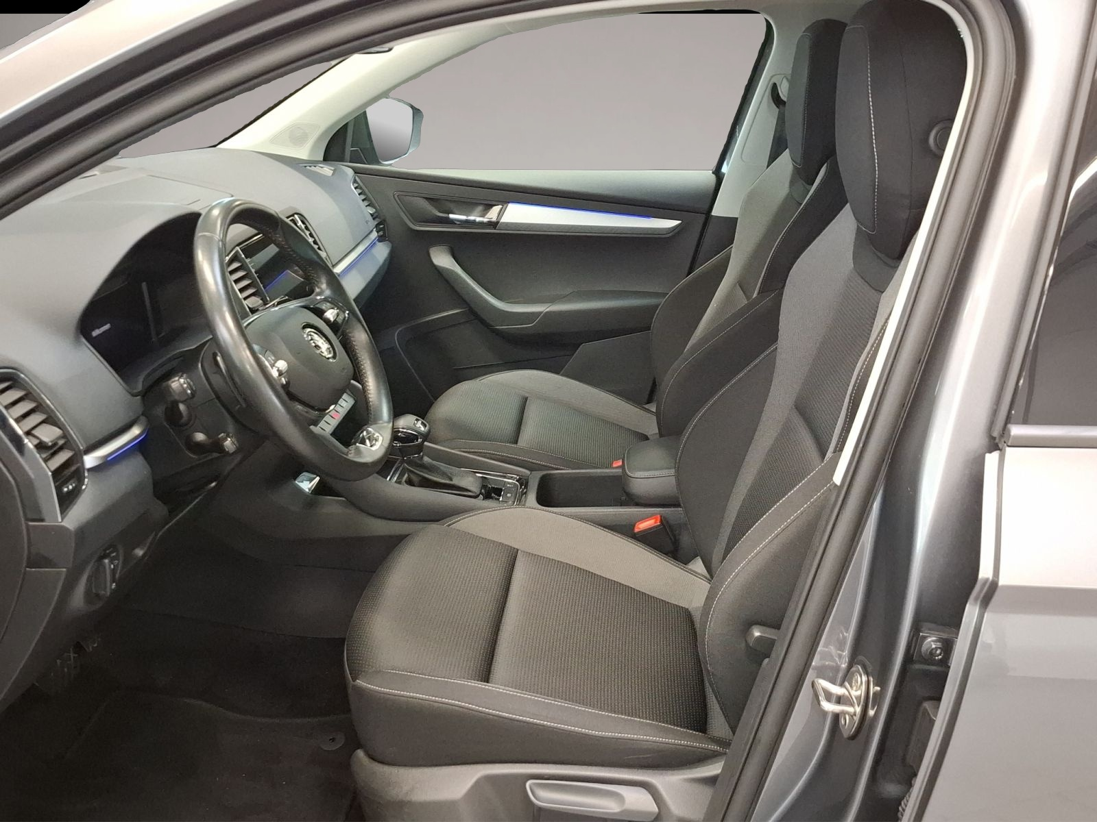 Skoda Karoq (07/2022, Benzin)
