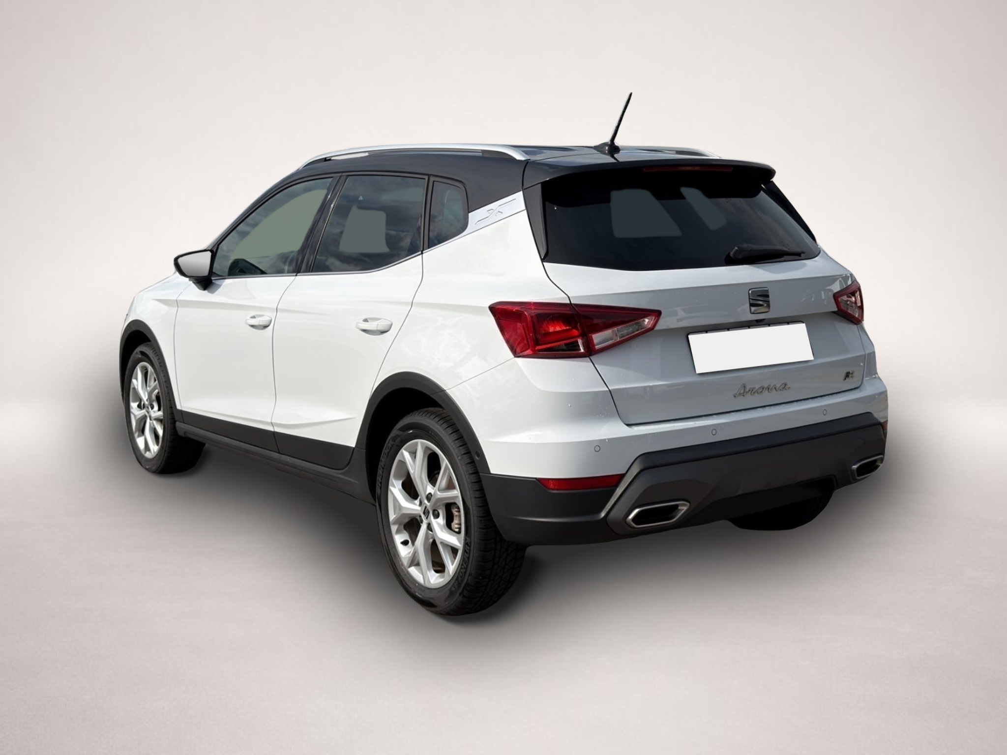Seat Arona (08/2025, Benzin)