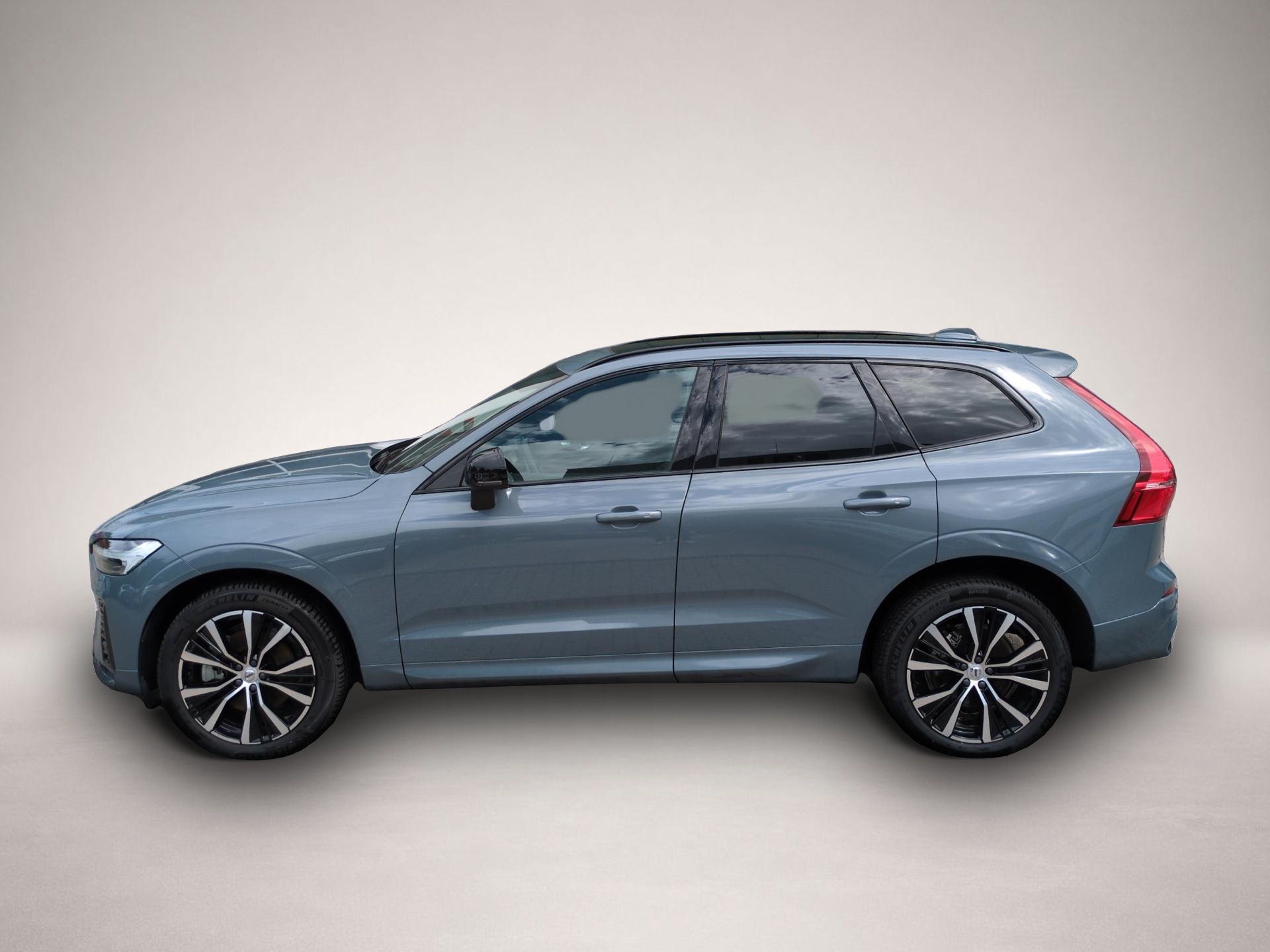 Volvo XC60 (05/2023, Benzin)