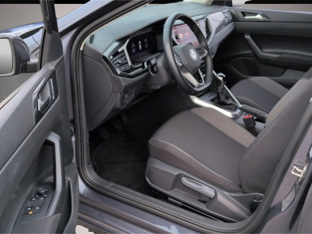 Volkswagen Polo (03/2025, Benzin)