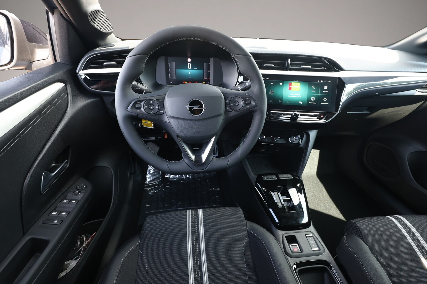 Opel Corsa (10/2025, Benzin)