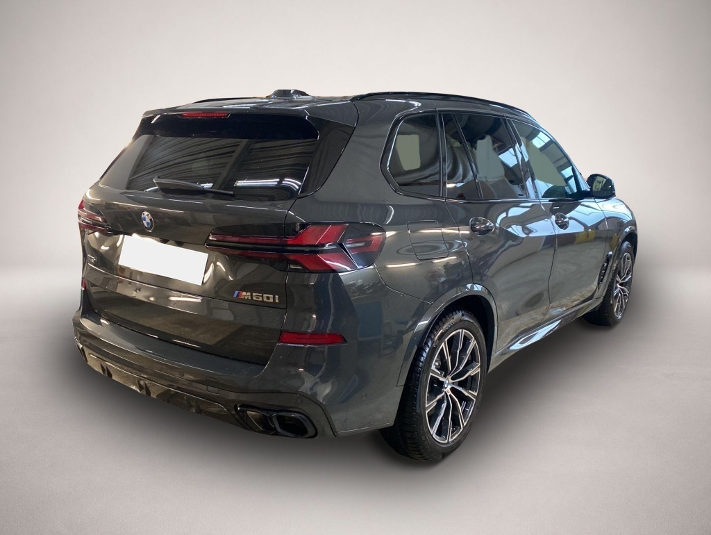BMW X5 M60 (04/2025, Benzin)