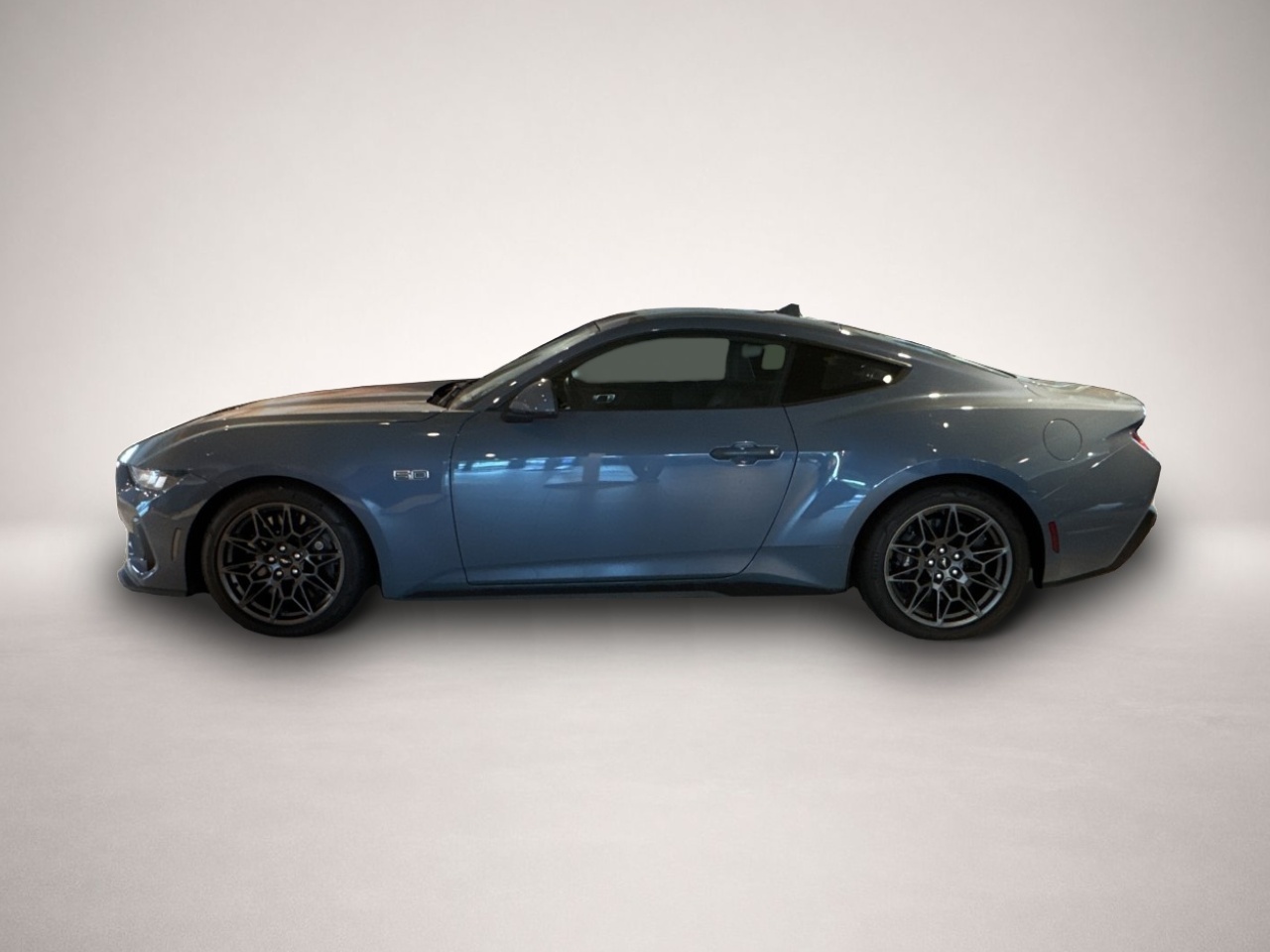 Ford Mustang (04/2024, Benzin)