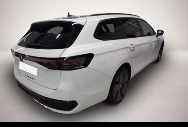 Volkswagen Passat Variant (11/2025, Hybrid (Benzin/Elektro))