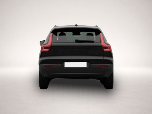 Volvo XC40 (05/2026, Benzin)