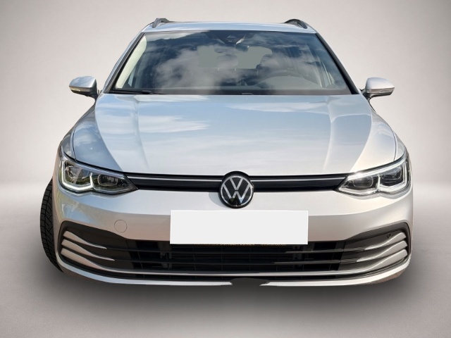 Volkswagen Golf (08/2023, Benzin)