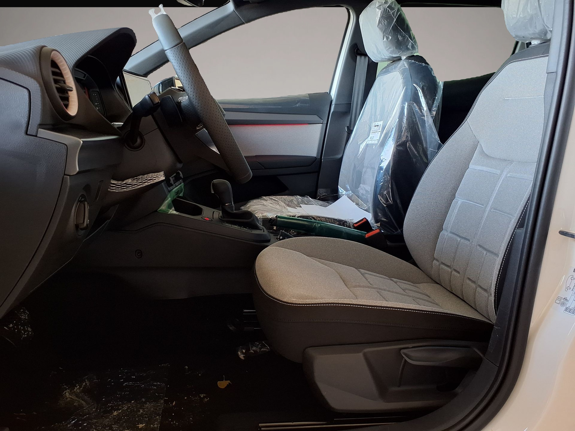 SEAT Ibiza, image 5 of 5