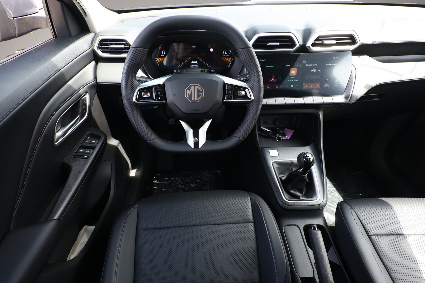MG ZS (05/2026, Benzin)