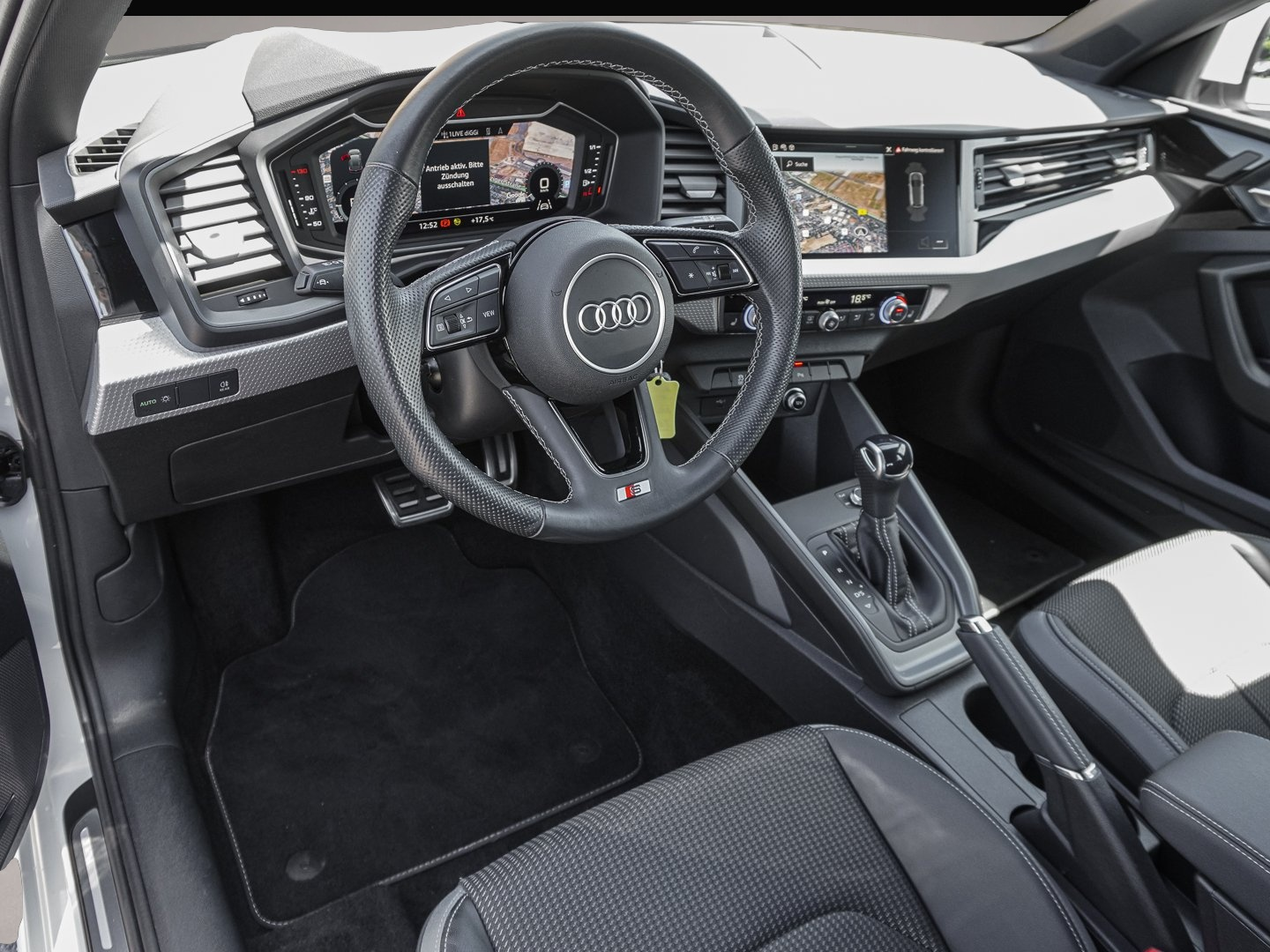 Audi A1 (02/2024, Benzin)