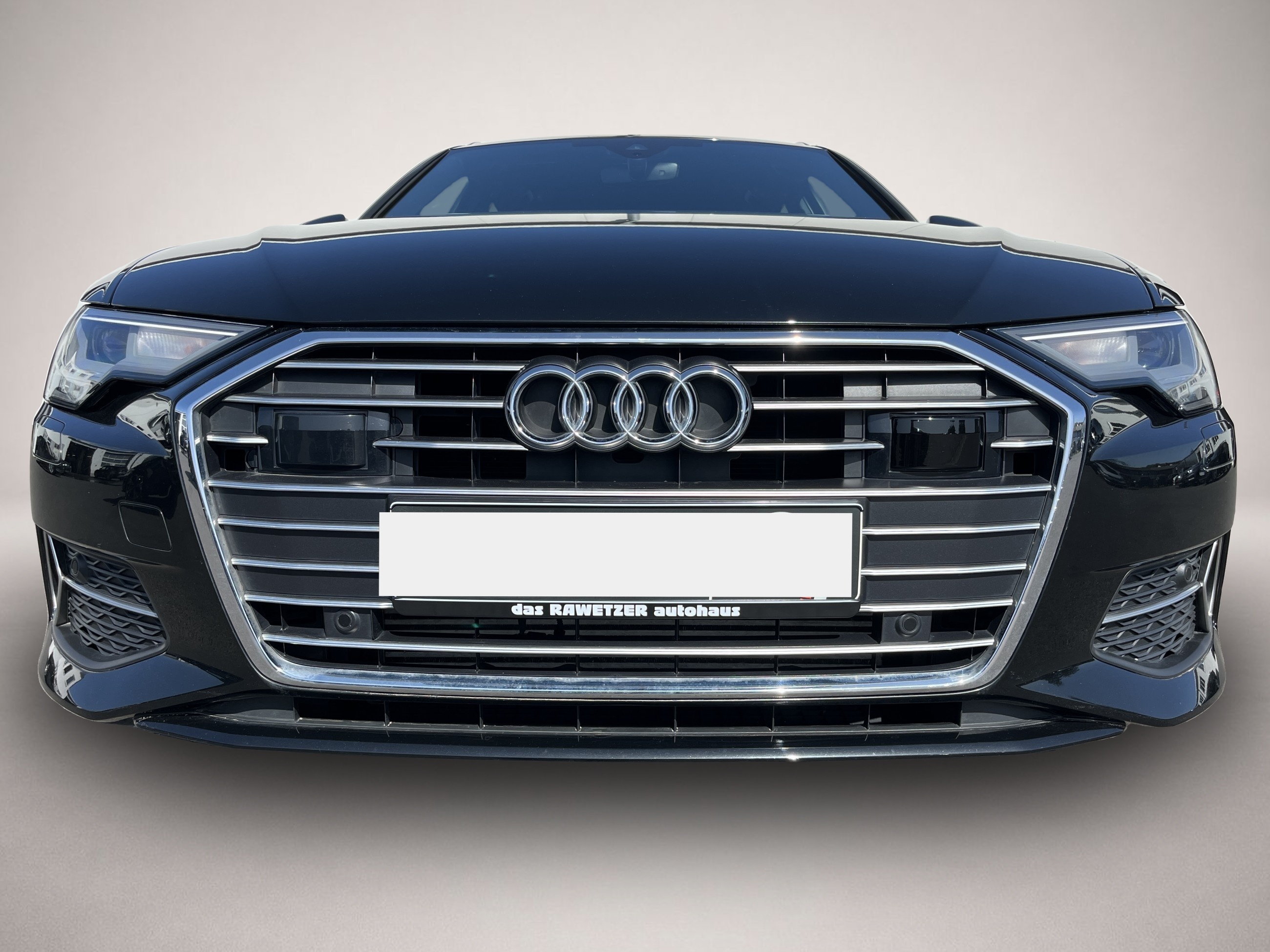 Audi A6 (01/2023, Benzin)