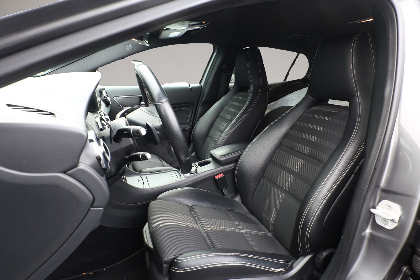 Mercedes-Benz GLA 200 (09/2017, )