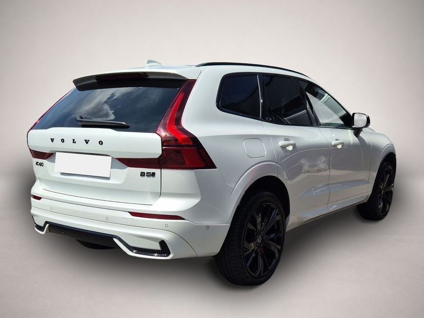 Volvo XC60 (09/2025, Benzin)