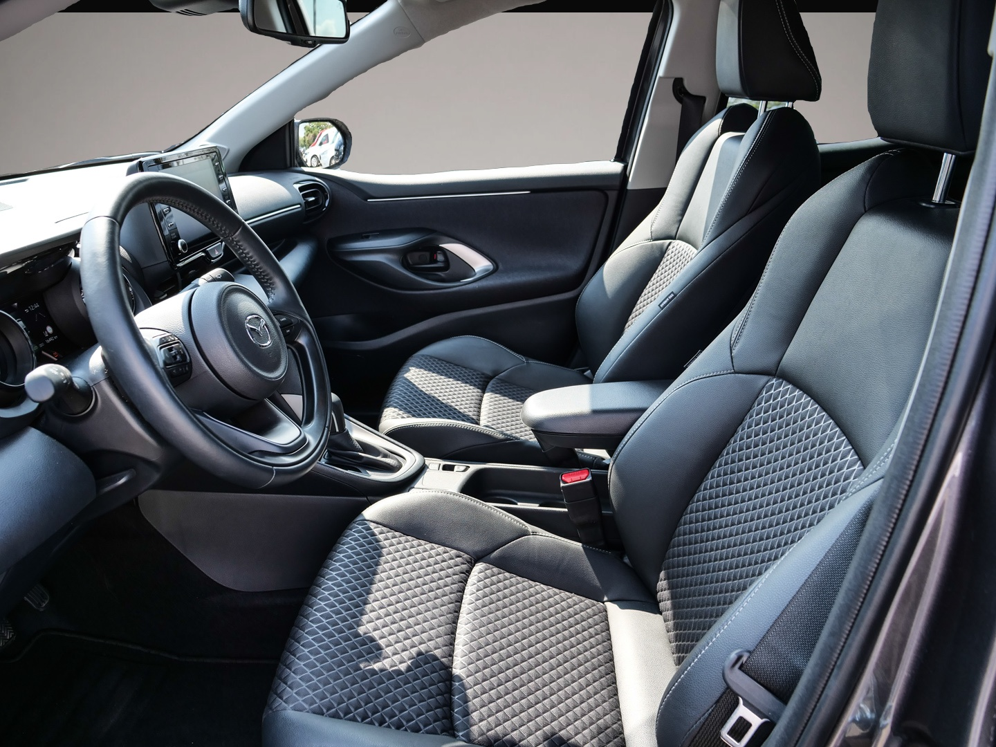 Mazda 2 Hybrid (04/2023, Hybrid (Benzin/Elektro))