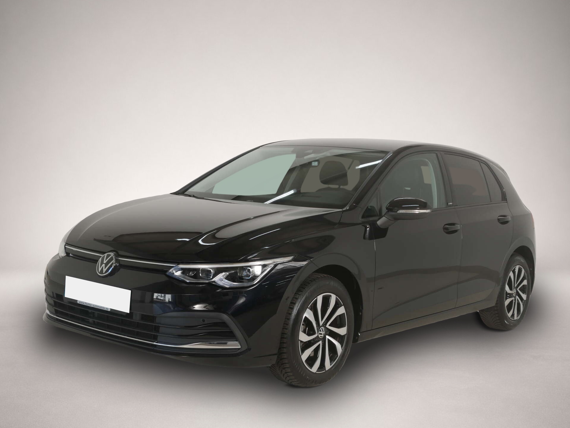 Volkswagen Golf (01/2023, Benzin)