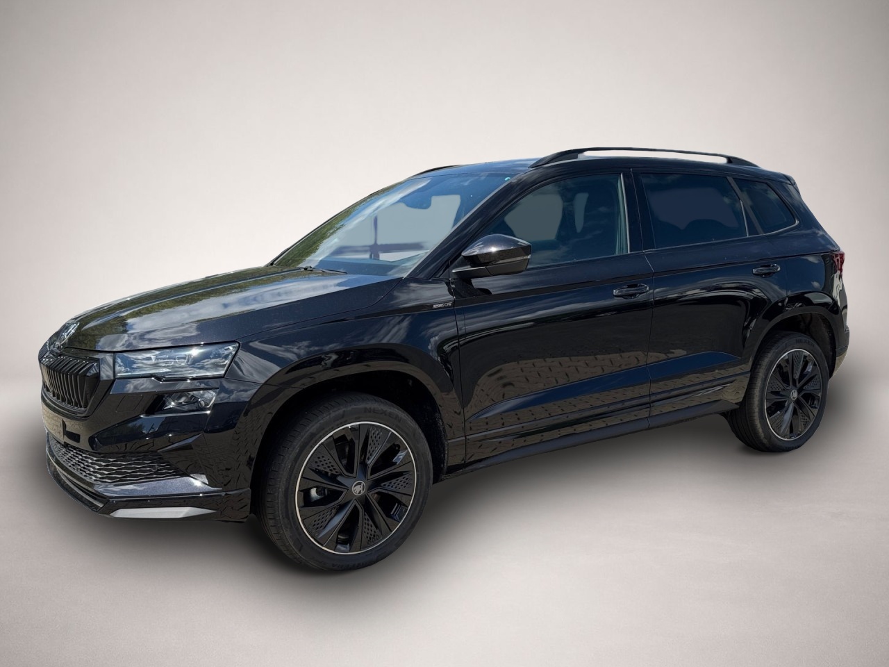 Skoda Karoq (, Benzin)