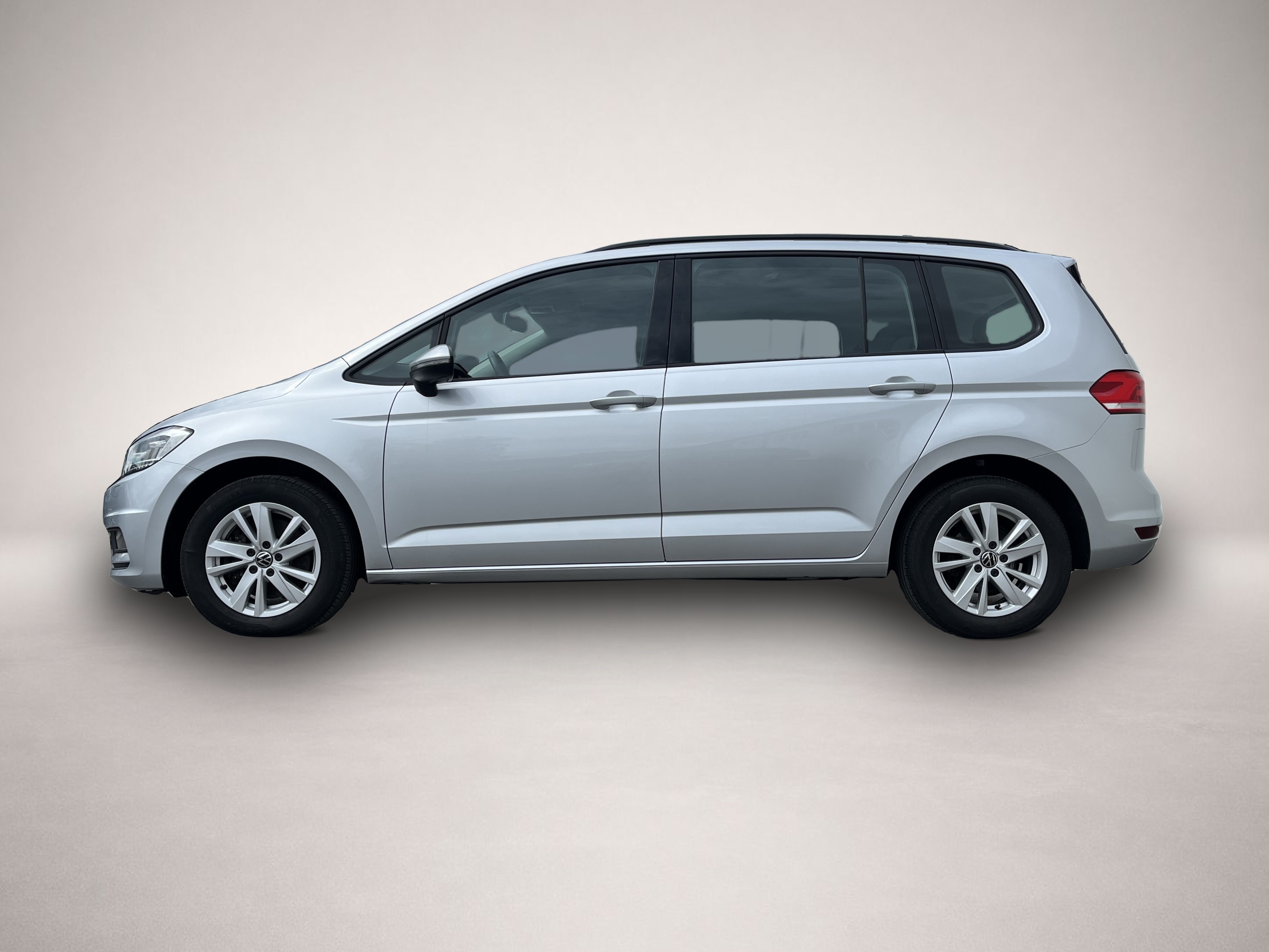 Volkswagen Touran (10/2021, Diesel)