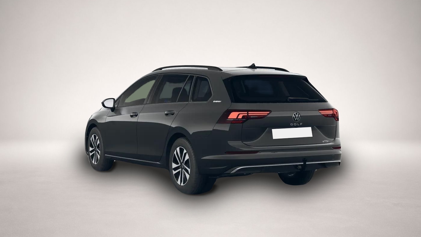 Volkswagen Golf (11/2025, Benzin)