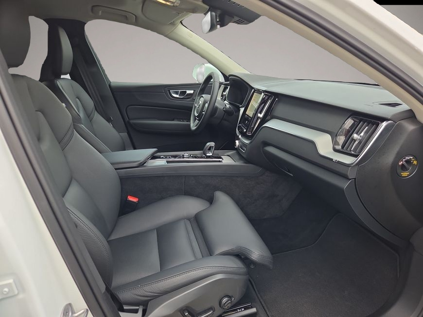 Volvo XC60 (12/2023, Benzin)