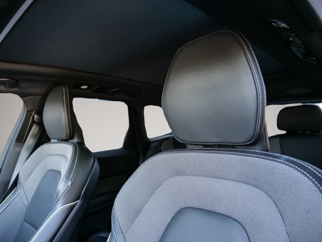 Volvo XC60 (05/2025, Benzin)