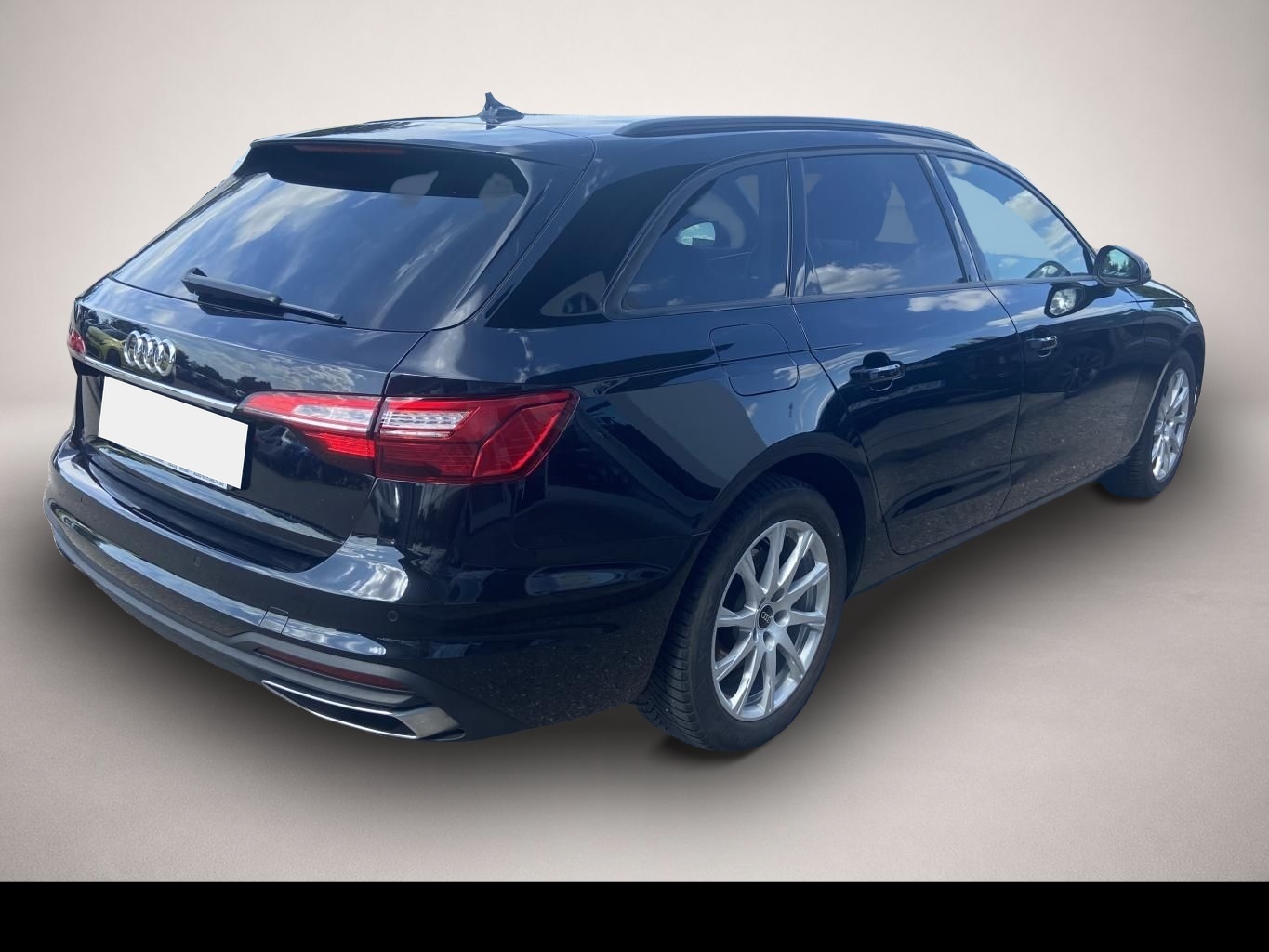 Audi A4 (05/2022, )