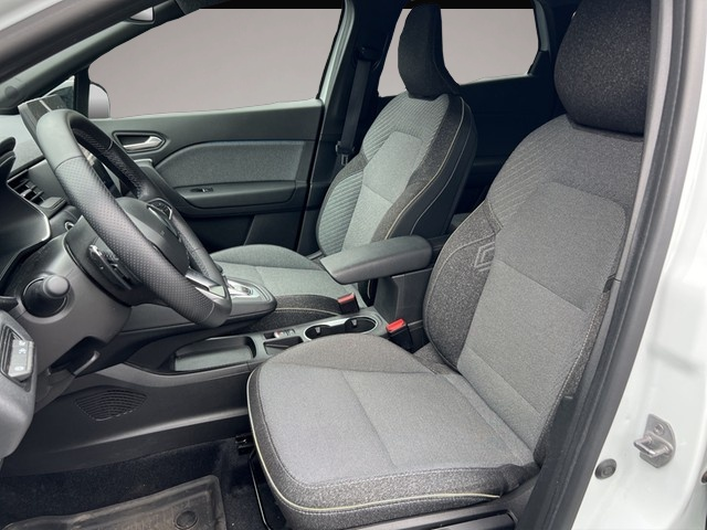 Renault Captur (02/2025, Benzin)