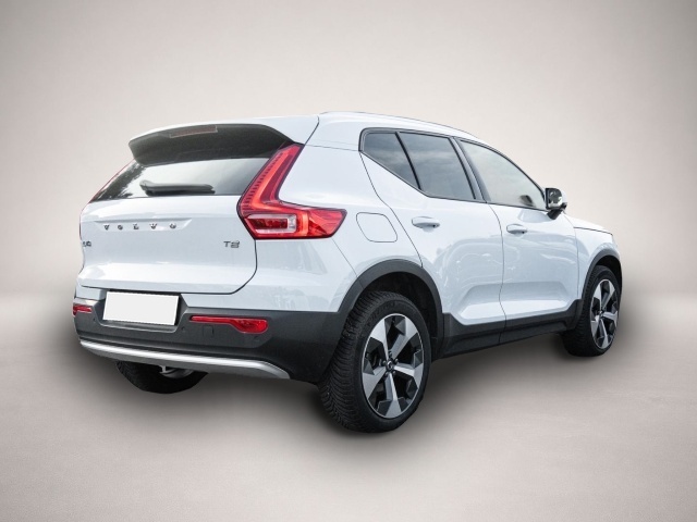 Volvo XC40 (10/2023, Benzin)