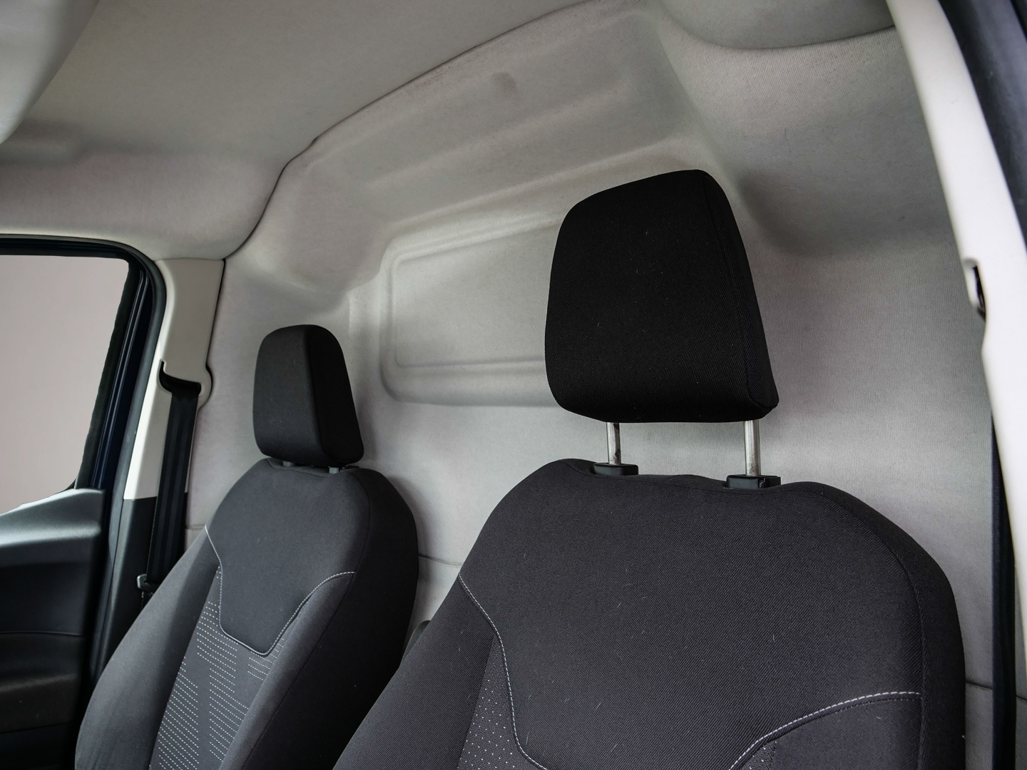 Ford Transit Courier (08/2020, Benzin)