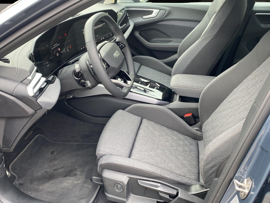 Audi A5 (05/2025, Benzin)