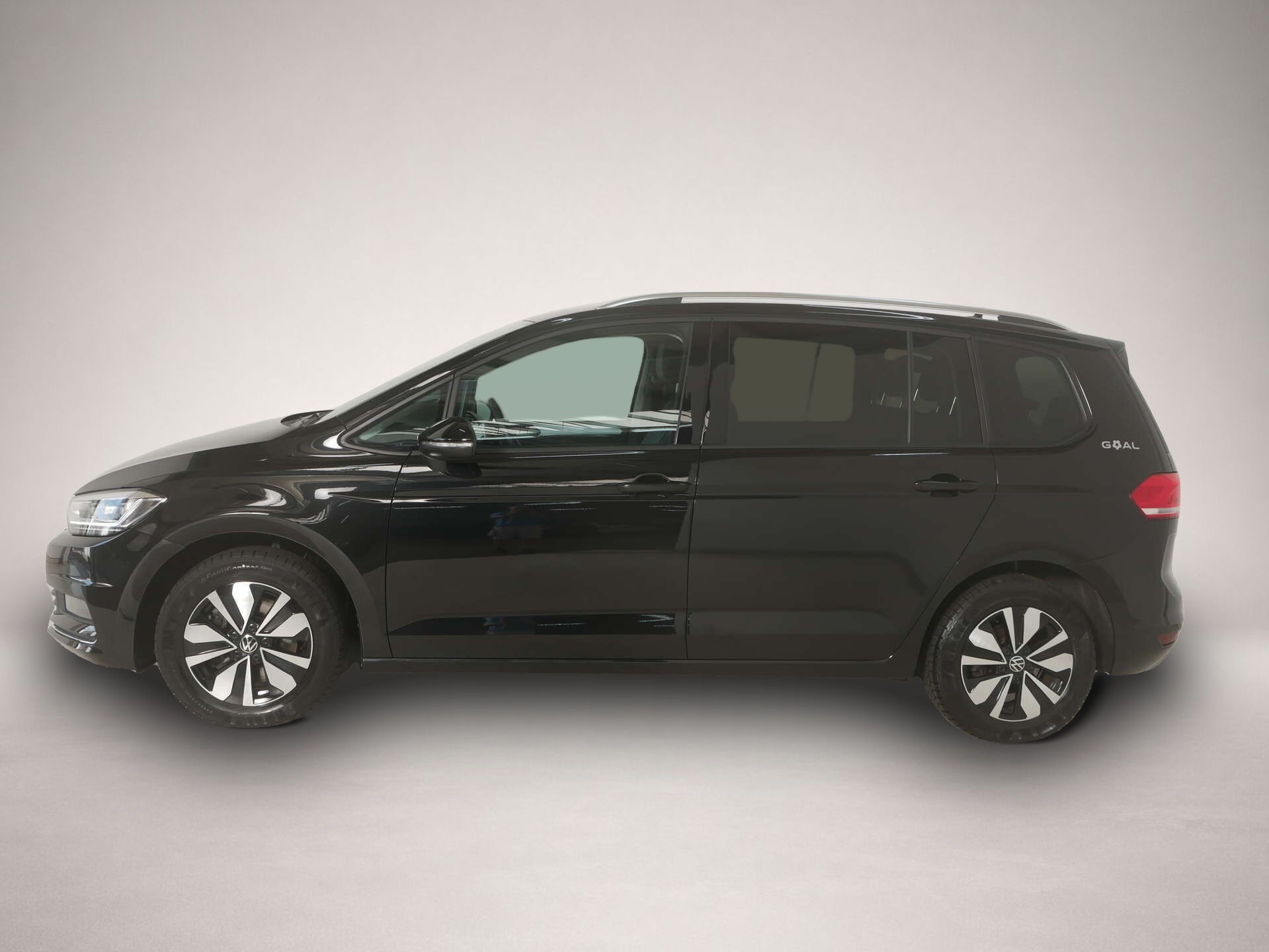 Volkswagen Touran (11/2025, Benzin)