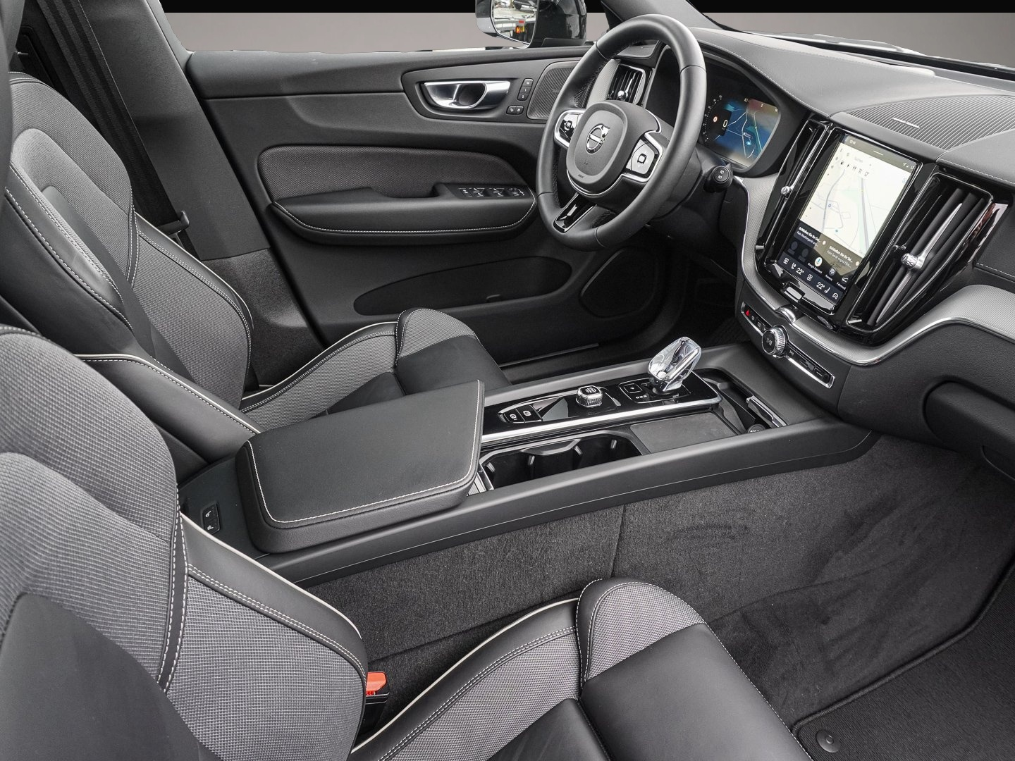 Volvo XC60 (07/2024, )