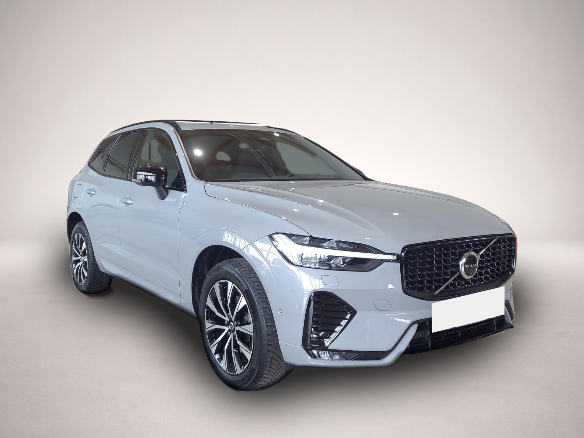 Volvo XC60 (02/2025, Benzin)