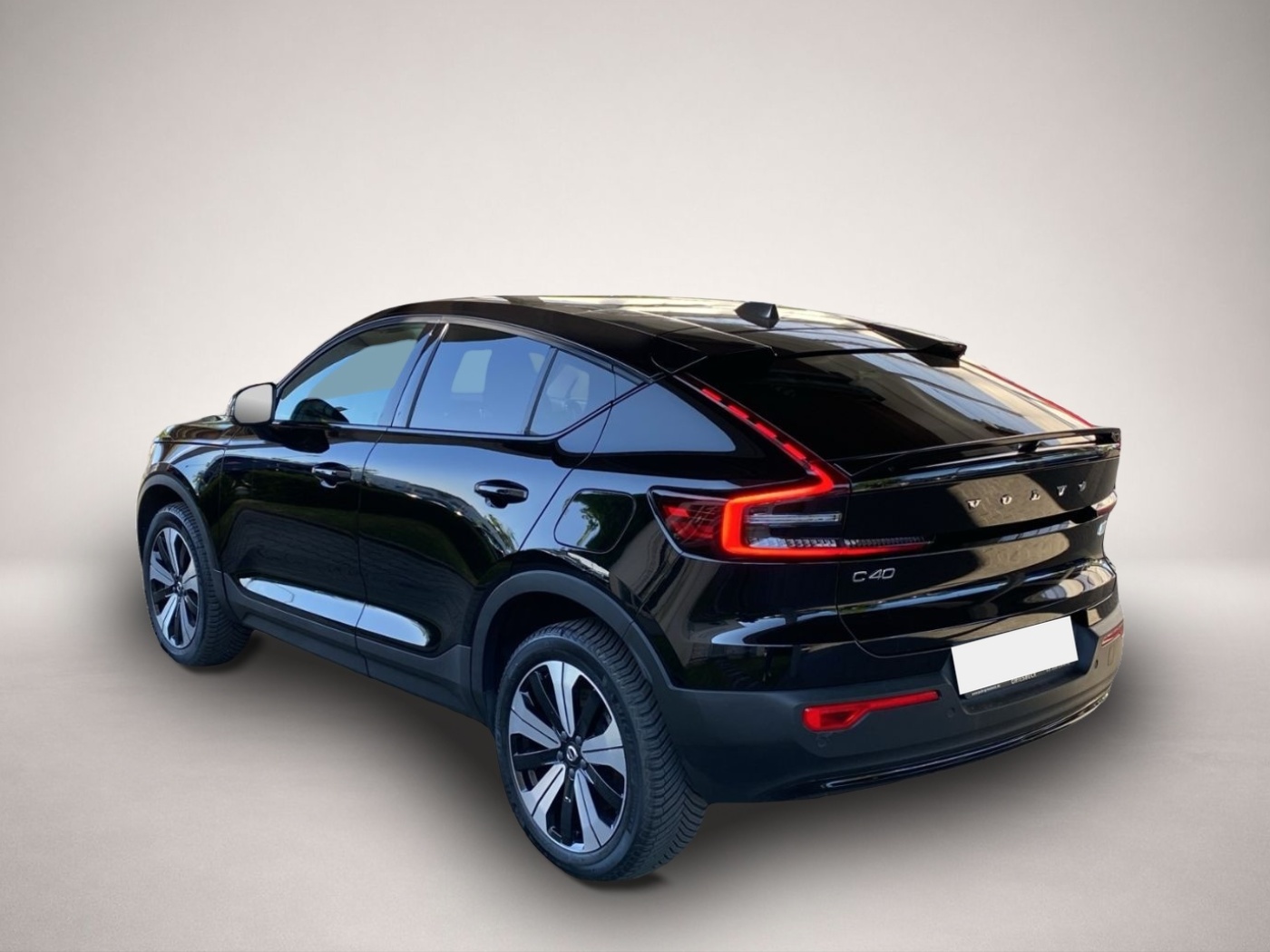 Volvo C40 (03/2023, ELECTRIC)