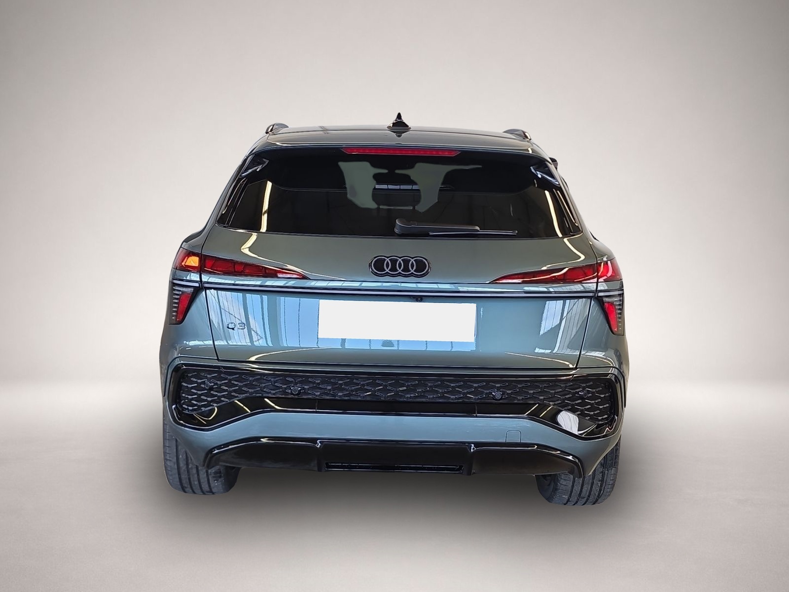Audi Q3 (10/2025, Hybrid (Benzin/Elektro))