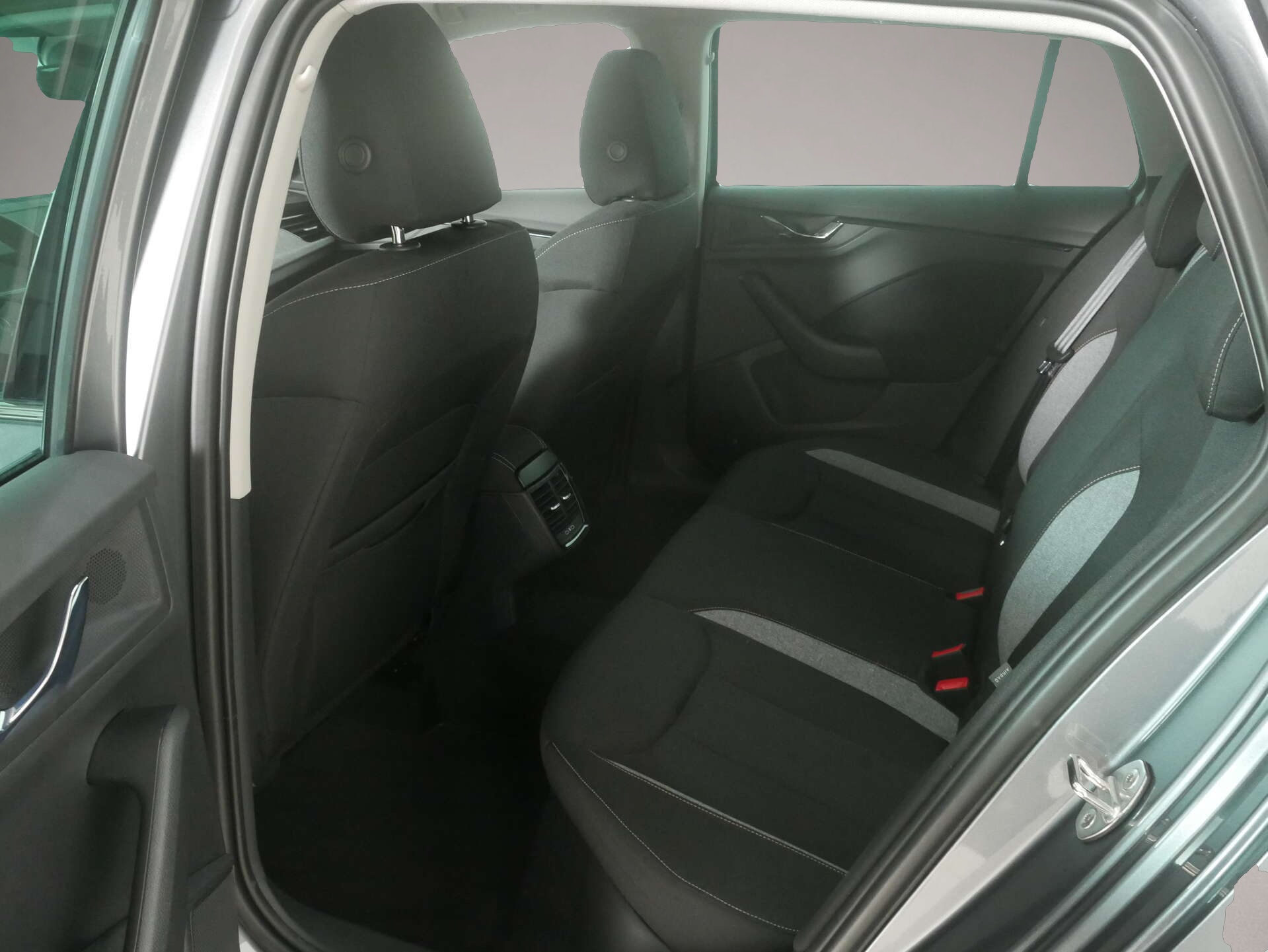 Skoda Scala (10/2024, Benzin)