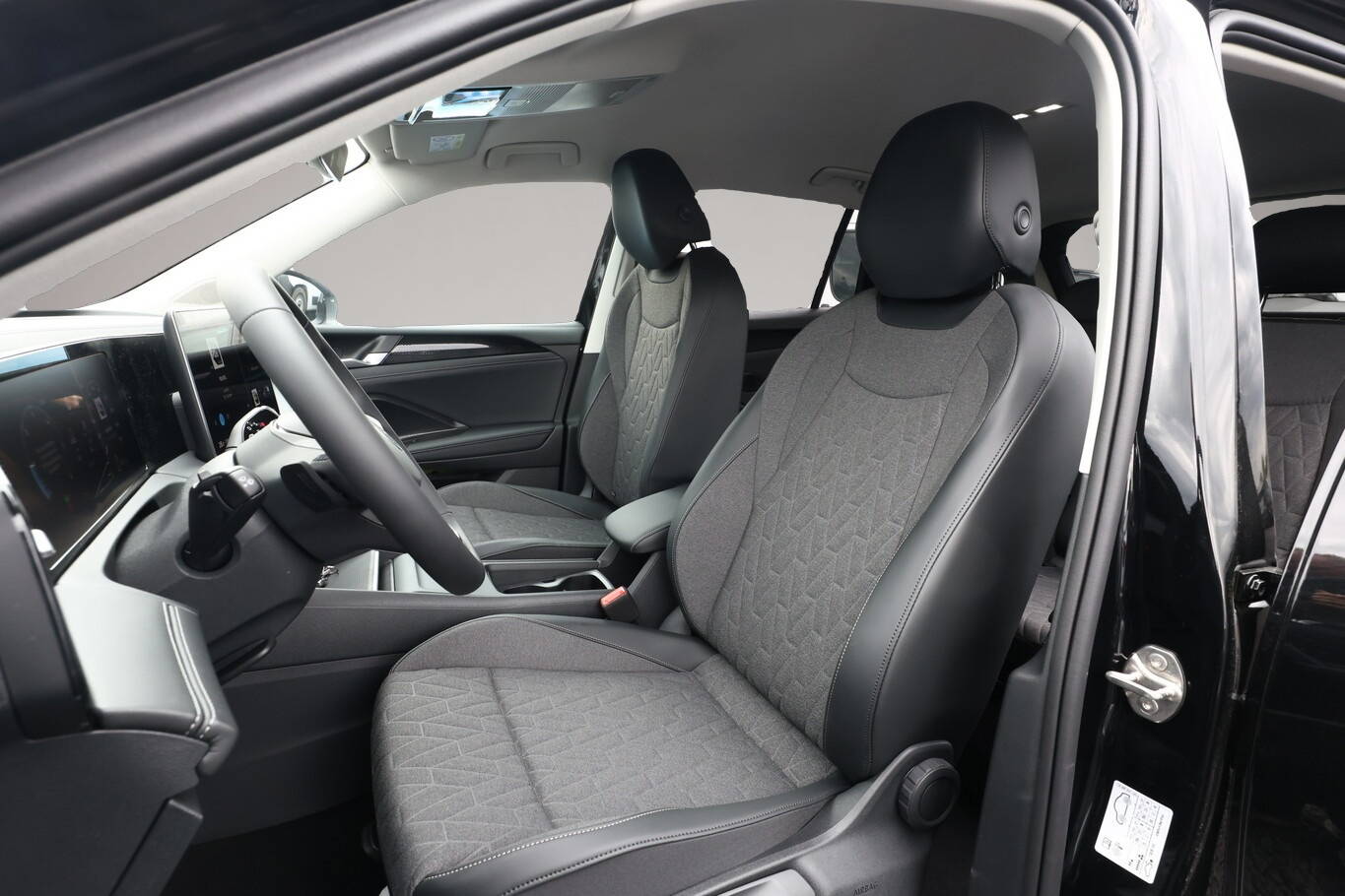 Volkswagen Tiguan (04/2026, Diesel)