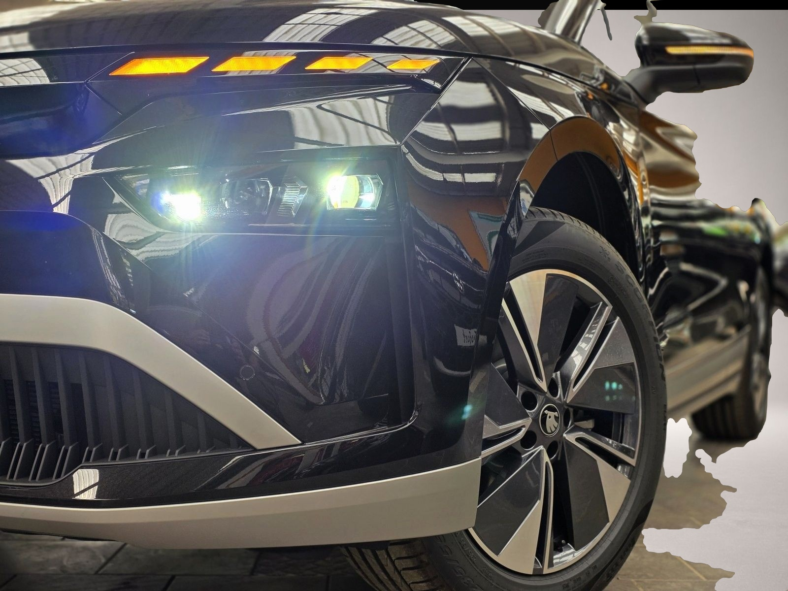 Skoda Enyaq (04/2026, ELECTRIC)