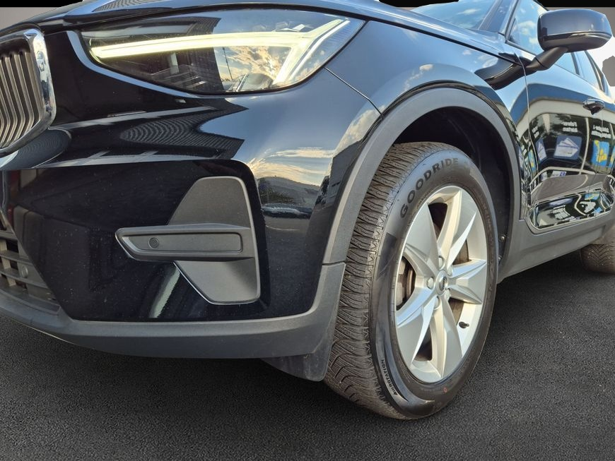 Volvo XC40 (03/2023, Benzin)